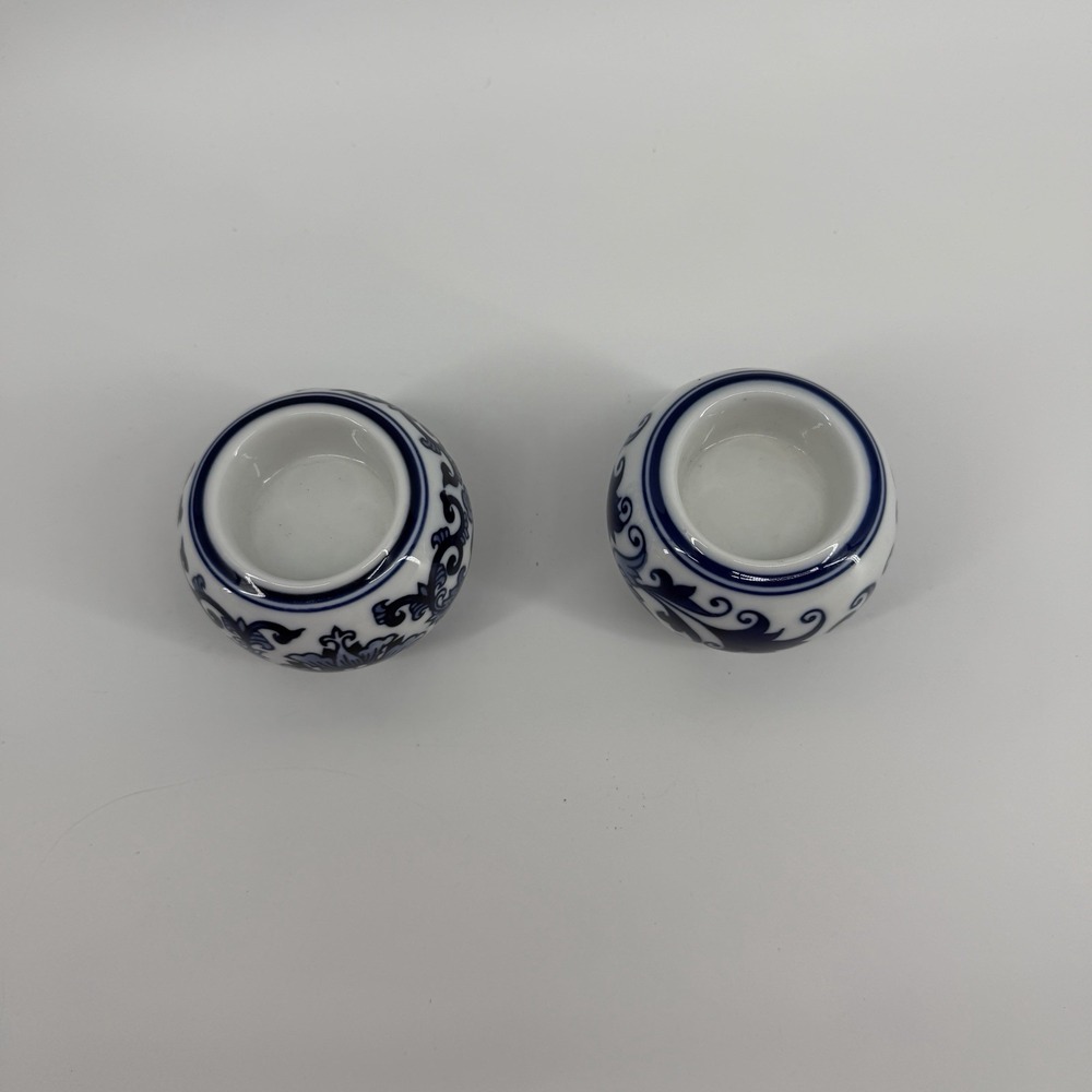 2 Bombay Blue & White Chinese Chinoiserie Tealight Candle Holders 3" Round - Picture 4 of 6